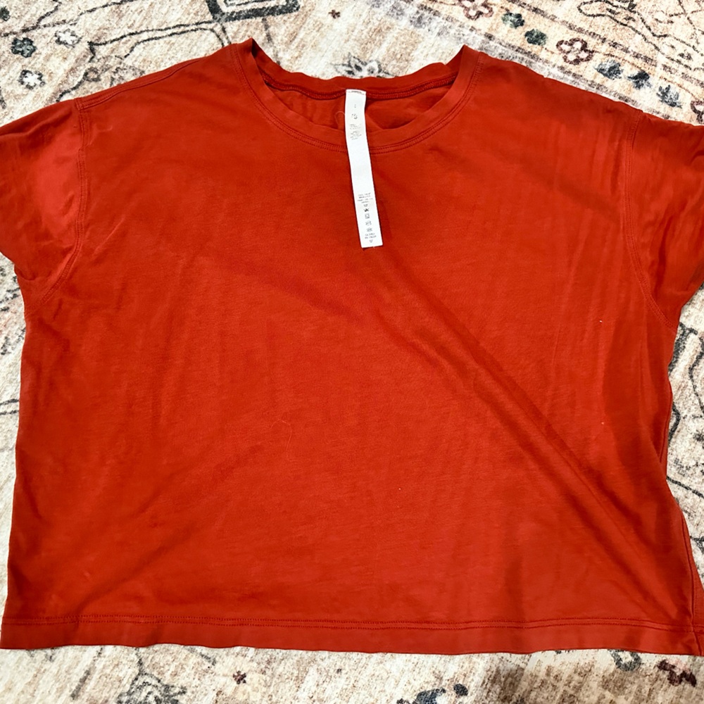 Lululemon Cropped T-Shirt | Size 4 | Burnt Orange | Super Soft